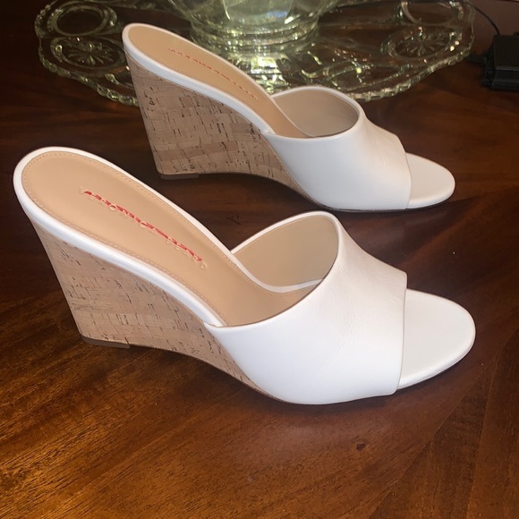 Verinica Beard - DALI WEDGE LEATHER SANDAL - Picture 9 of 10